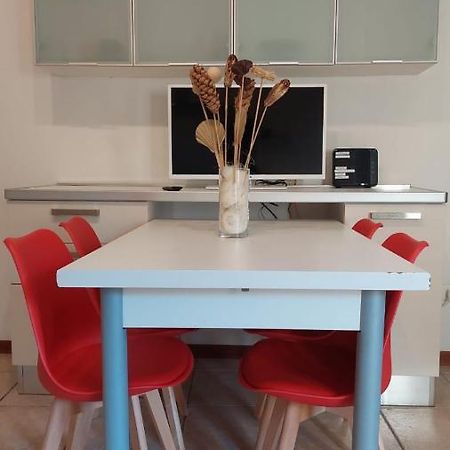 Casa Vacanze I Leoni 恩波利 外观 照片