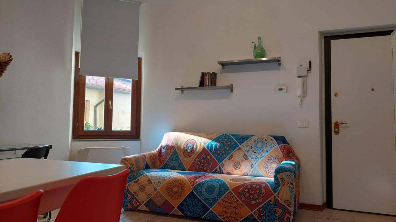 Casa Vacanze I Leoni 恩波利 外观 照片